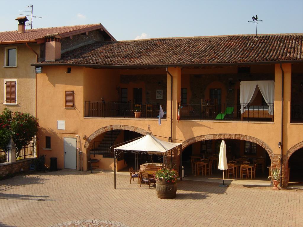 Agriturismo Sangallo Bedizzole Exteriör bild