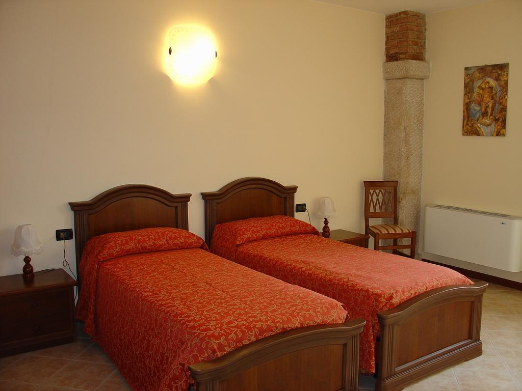 Agriturismo Sangallo Bedizzole Exteriör bild
